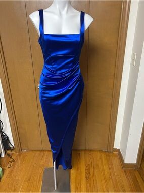 priya formal iridescent sequin scroll dress Windsor Priya Formal Iridescent Sequin Scroll Dress